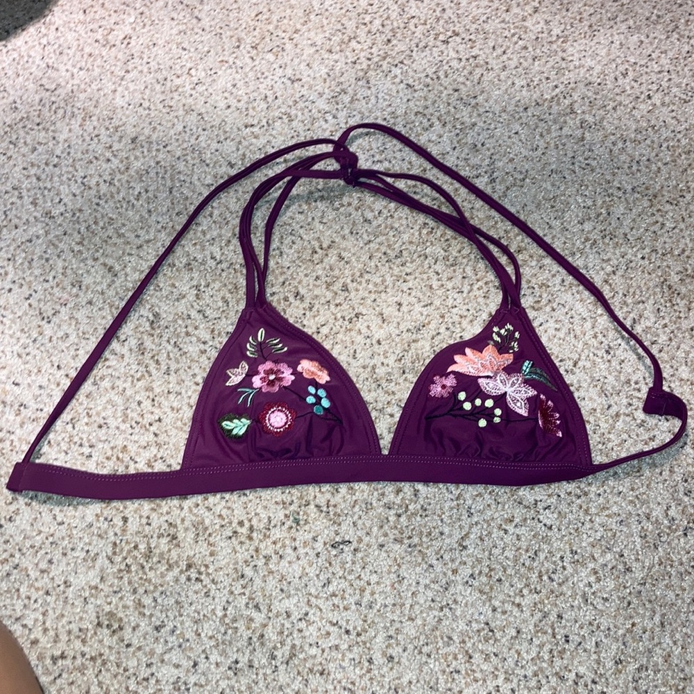 Small bathing suit top